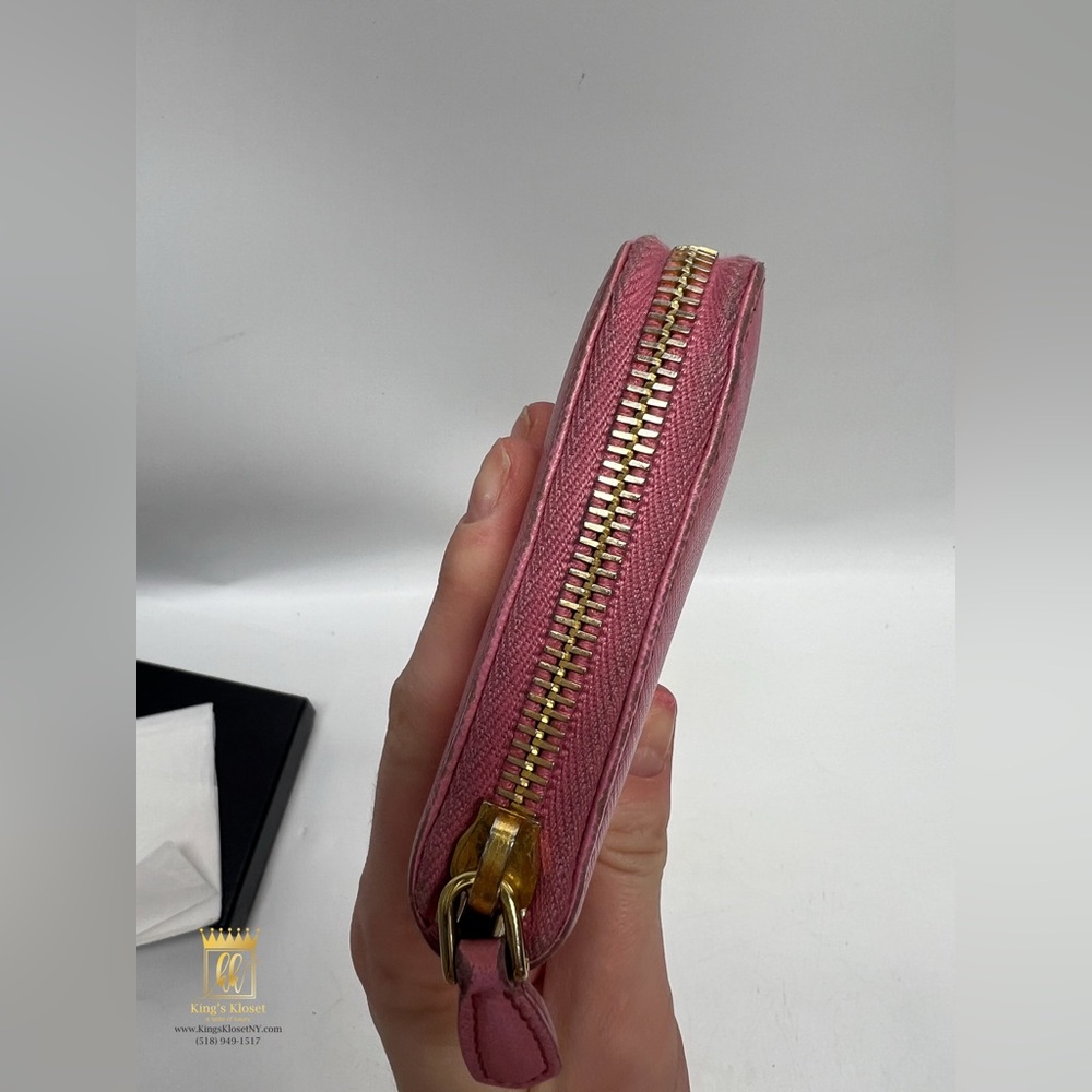 Prada zip around wallet - Picture 14 of 15